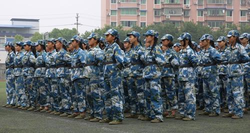 重慶長壽衛(wèi)生學(xué)校2018年報名條件、招生對象