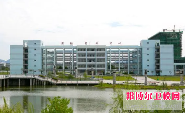 2023安徽省安慶衛(wèi)生學(xué)校有哪些專業(yè) 安徽省安慶衛(wèi)生學(xué)校開設(shè)的專業(yè)一覽表